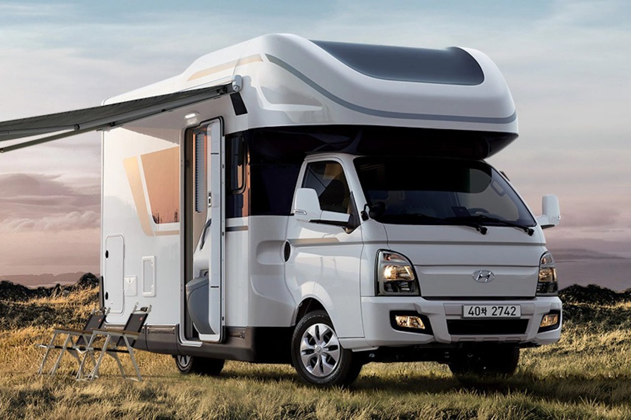 MITSUBISHI MOTORS VIỆT NAM TRAO TẶNG 70 SUẤT HỌC BỔNG CHO HỌC SINH, SINH VIÊN NGHÈO CÓ THÀN
