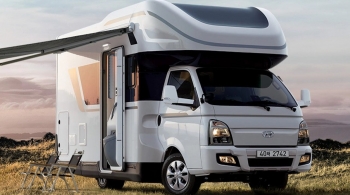 MITSUBISHI MOTORS VIỆT NAM TRAO TẶNG 70 SUẤT HỌC BỔNG CHO HỌC SINH, SINH VIÊN NGHÈO CÓ THÀN